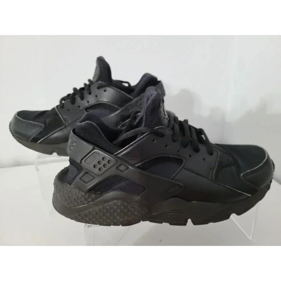 Nike Womens Air Huarache Triple Black - Size 8 - Soles Are Worn - Picture 1 of 12